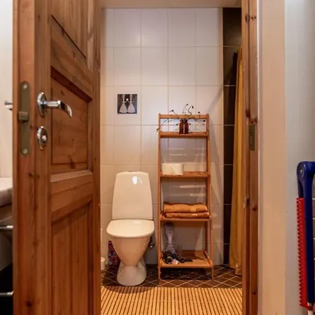 Apartment Hygge - Stylish Artistic With Free Weekend Parking *